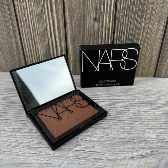 NARS Other - Nars Highlighting Powder St. BARTHS 5227 - Full Size 0.49 Oz. / 14 g New